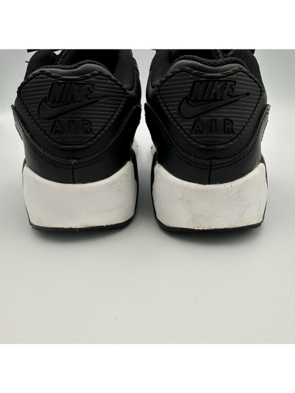 Nike Air Max 90 Youth Size 5.5Y Leather GS Black White Shoes Sneakers CD6864-010 - Picture 12 of 13